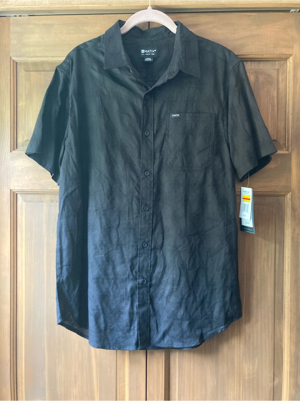 NWT Matix Textured Black SS Button-up  Shirt Medium